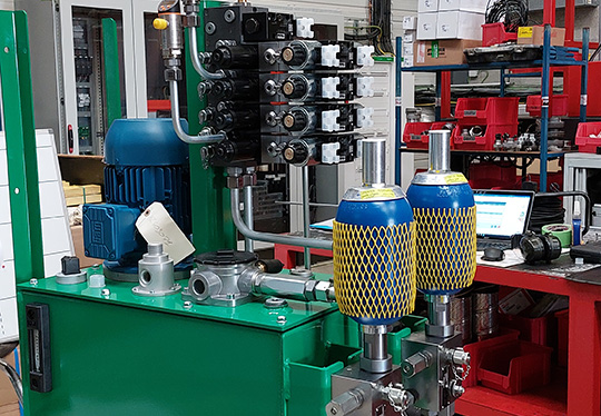 Conception de Centrales Hydrauliques Offshore : Expertise et Fiabilité